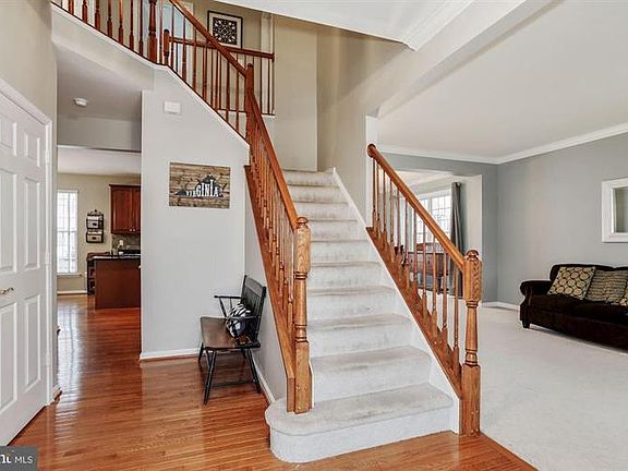 4th image of 14128 Estate Manor Dr