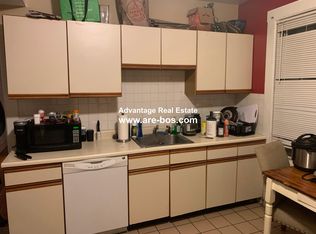 103 Browne St #3A, Brookline, MA 02446