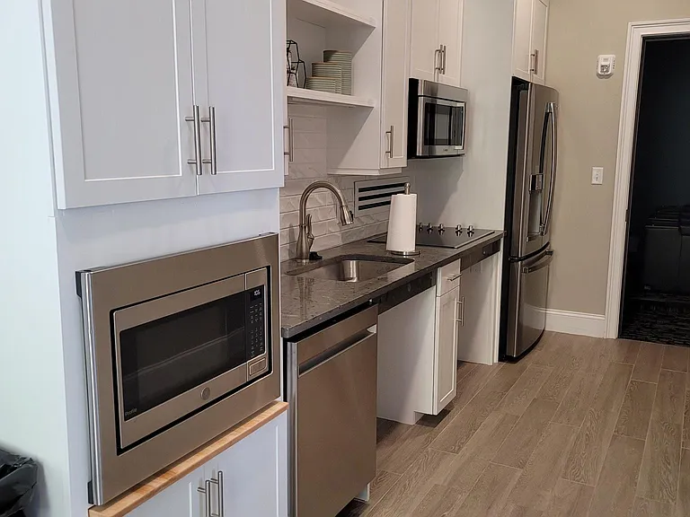 320 Middlesex Ave #B303 — Photo 39