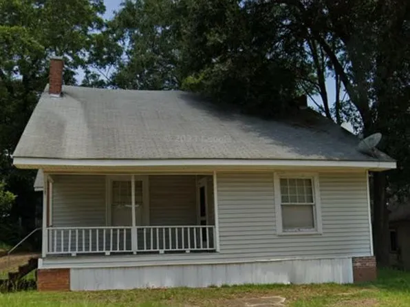 1126 N Three Notch St, Troy, AL 36081