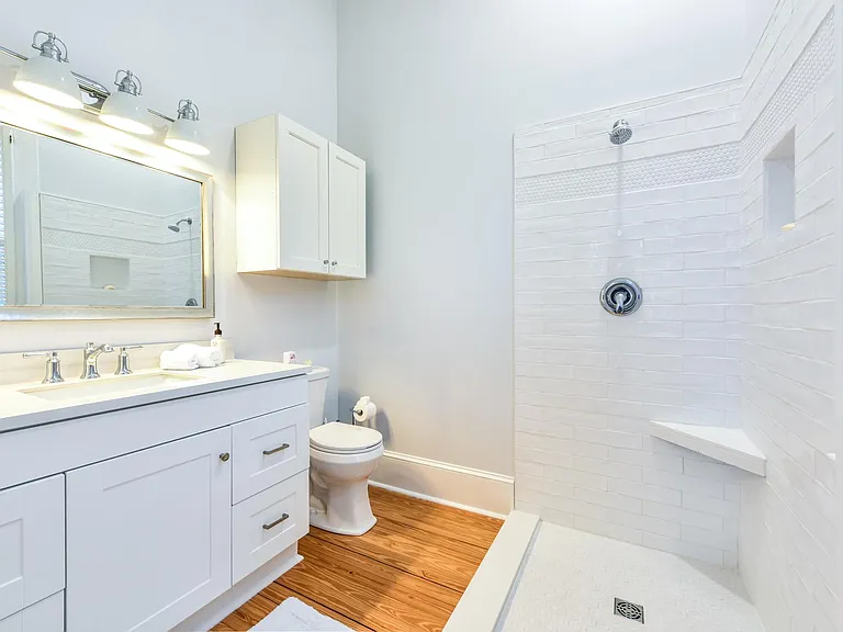 Master Bathroom -Ensuite
