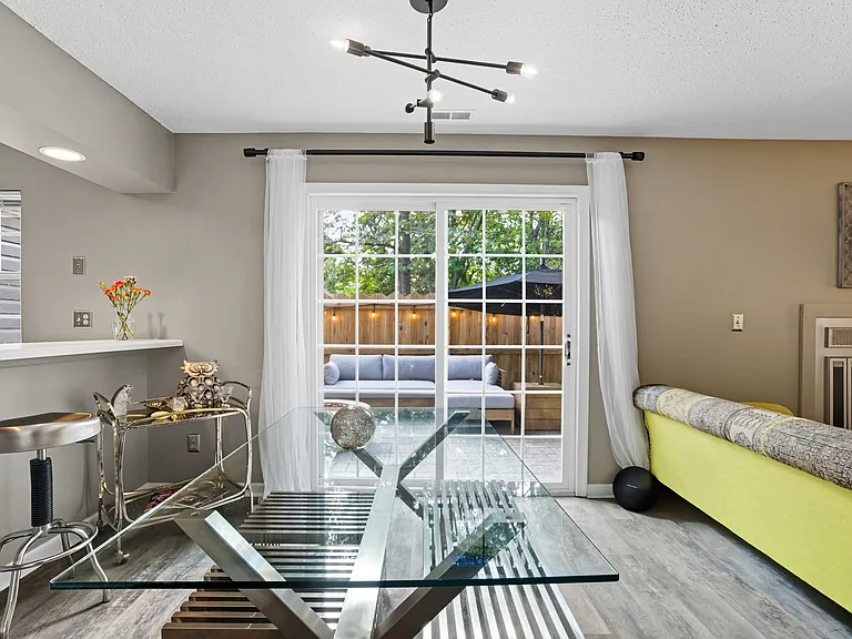 4658 Genoa Cir — Photo 22