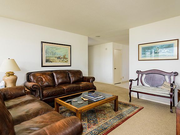 4th image of 10978 Baroque Ln