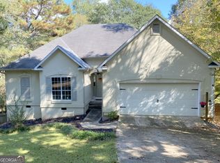 203 Chadwick Cir, Macon, GA 31210