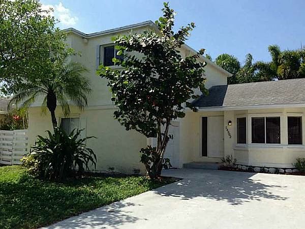 1st image of 10471 N Kendall Dr