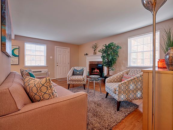 Warm and inviting Living Room