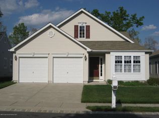 61 Cypress Point Ln, Jackson, NJ 08527