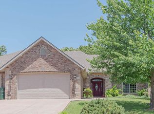 57 Winchester Dr, Monett, MO 65708