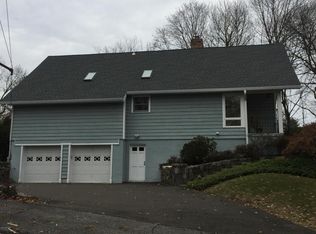 35 Grey Rock Dr, Greenwich, CT 06831