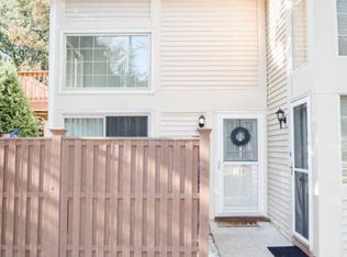 300 Green Meadow Ln, Horsham, PA 19044