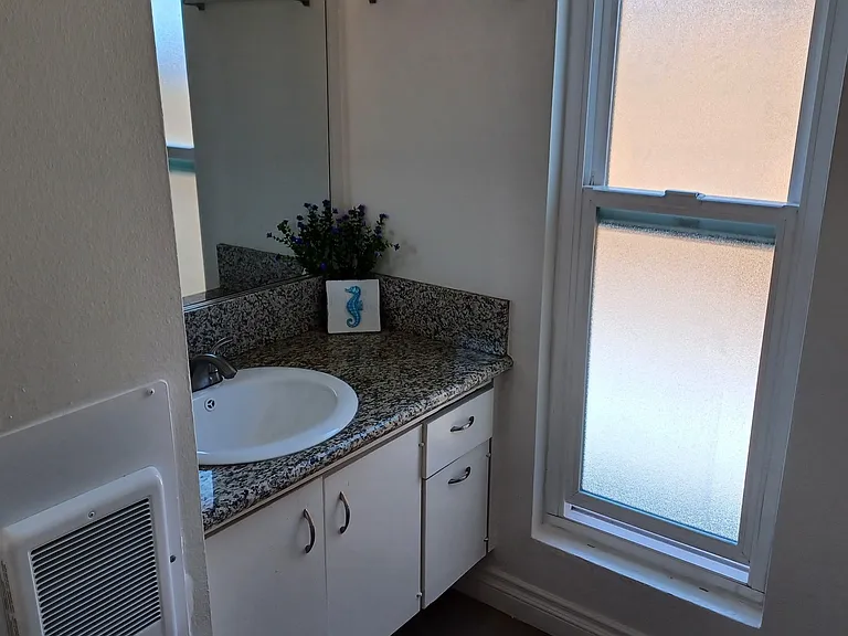 Huntington Garden Apartments — Photo 58