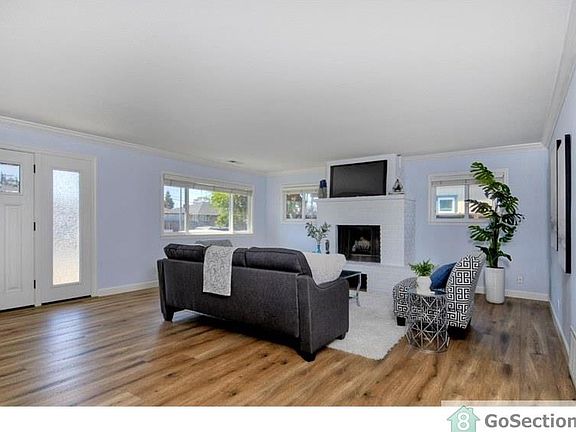 3rd image of 1043 Melbourne Blvd