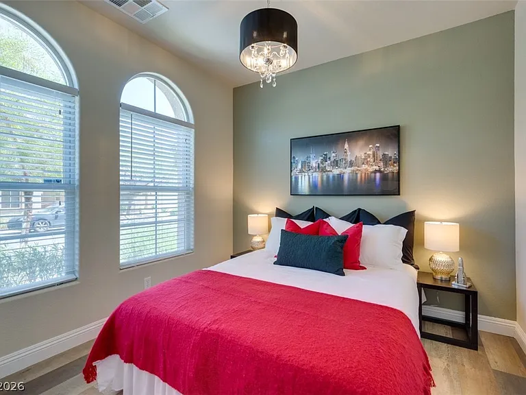 3305 Umbria Gardens Ave — Photo 16