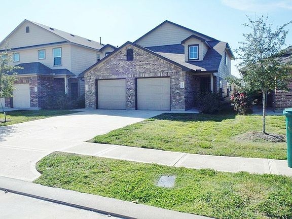 3rd image of 5571 Plantation Forest Dr