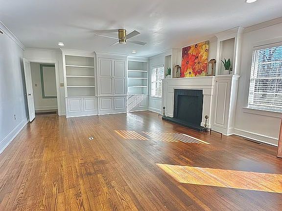 5th image of 2126 43rd St