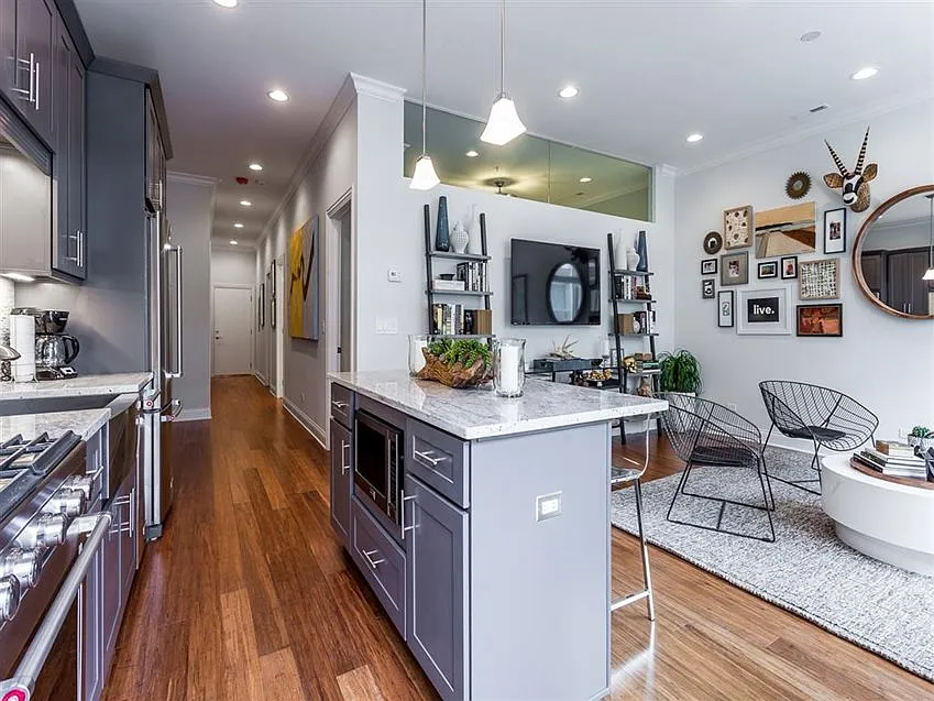 2 bed, 2.0 bath, $3,583 — Photo 4