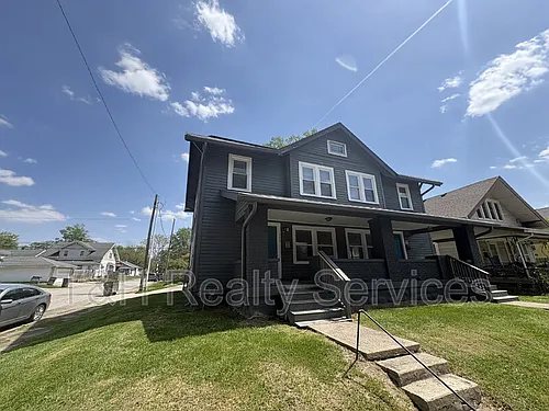 639 N Gray St Photo 1