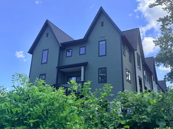 26 Excelsior Spring Ave, Saratoga Springs, NY 12866