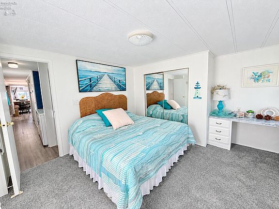 3rd image of 8175 N Shore Blvd #19
