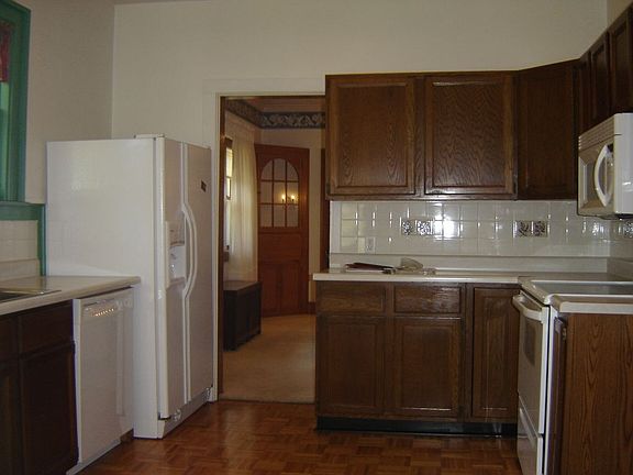 339 Maryland Kitchen