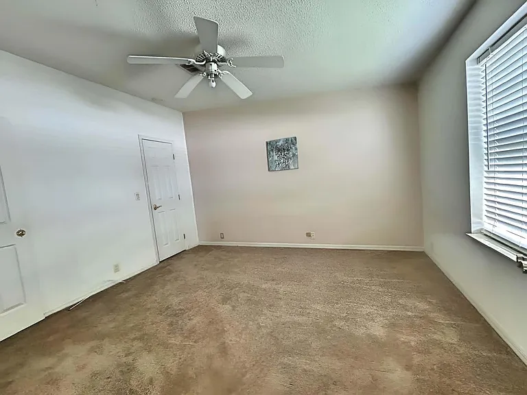 901 Thatcher Blvd #A — Photo 12