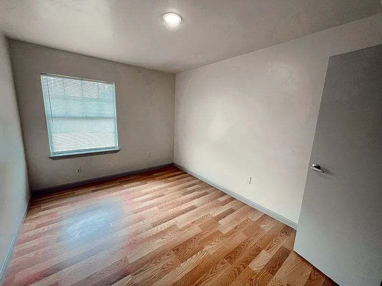 1753 Mast Dr — Photo 15