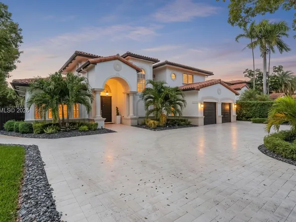 15632 NW 79th Ct, Miami Lakes, FL 33016