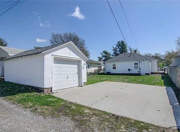 3rd image of 510 Birch St