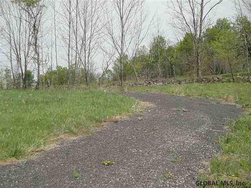 3rd image of 00 KENYON Road