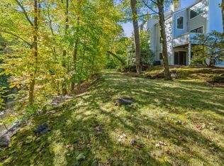 301 River W, Greenwich, CT