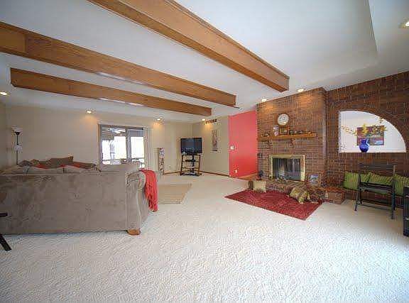 2028  Quail Creek Dr Lawrence, KS listing photo #4