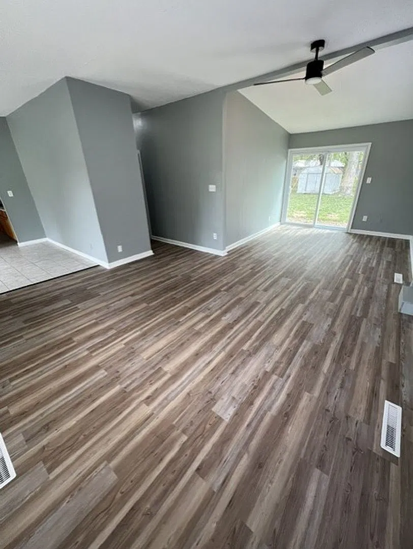 Cute Home for Your Family! — Photo 4
