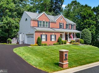 5104 Robins Perch Ln, Perry Hall, MD 21128