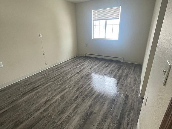 2nd image of 3900 Burneway Dr #219