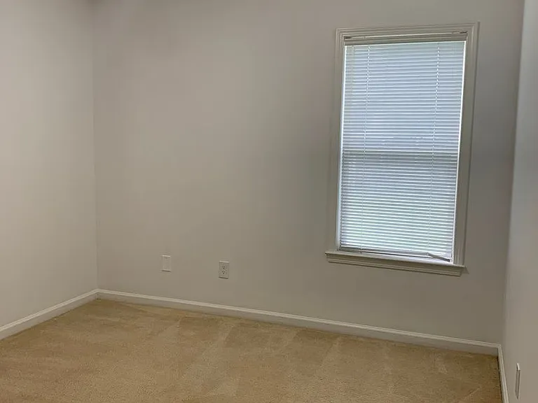 6943 Newbury Way — Photo 8