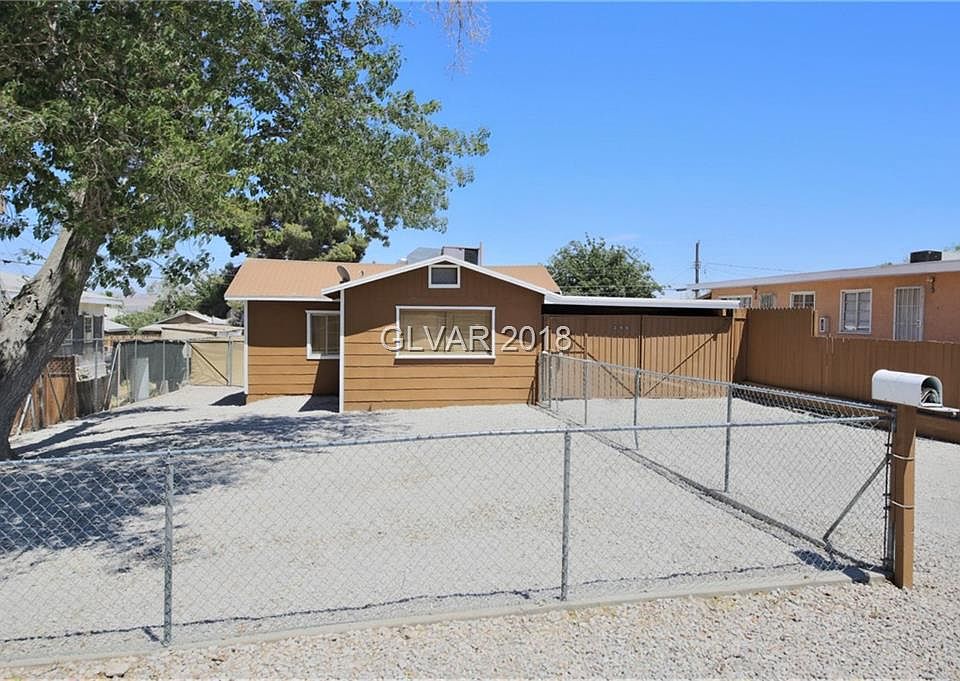 1st image of 388 N 15th St