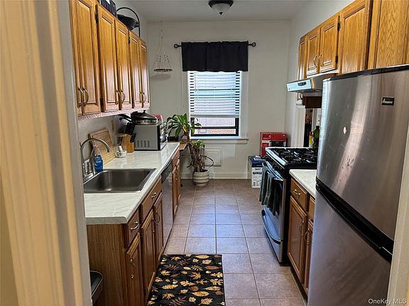 5th image of 3 Franklin Avenue #4M