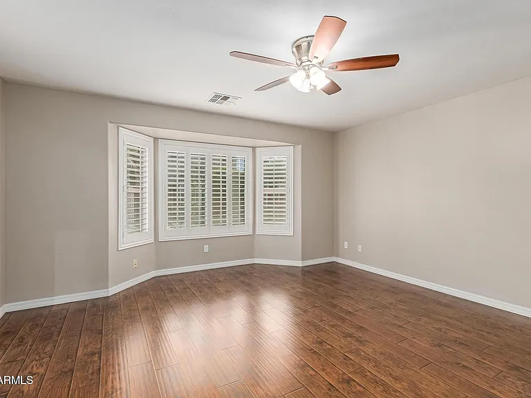 16523 W Saguaro Ln — Photo 6