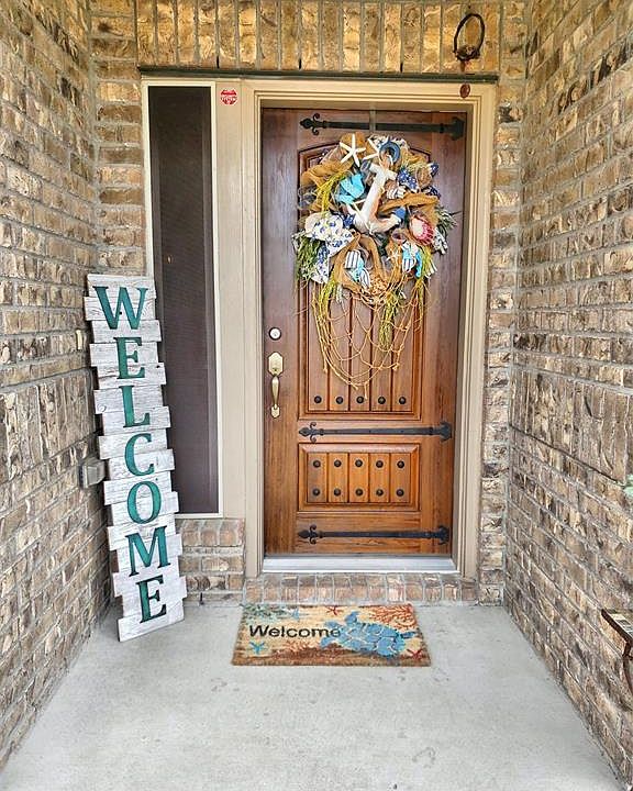 1st image of 6753 Strawberry Brook Ln