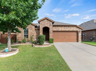5924 Black Bass Dr, Fort Worth, TX 76179