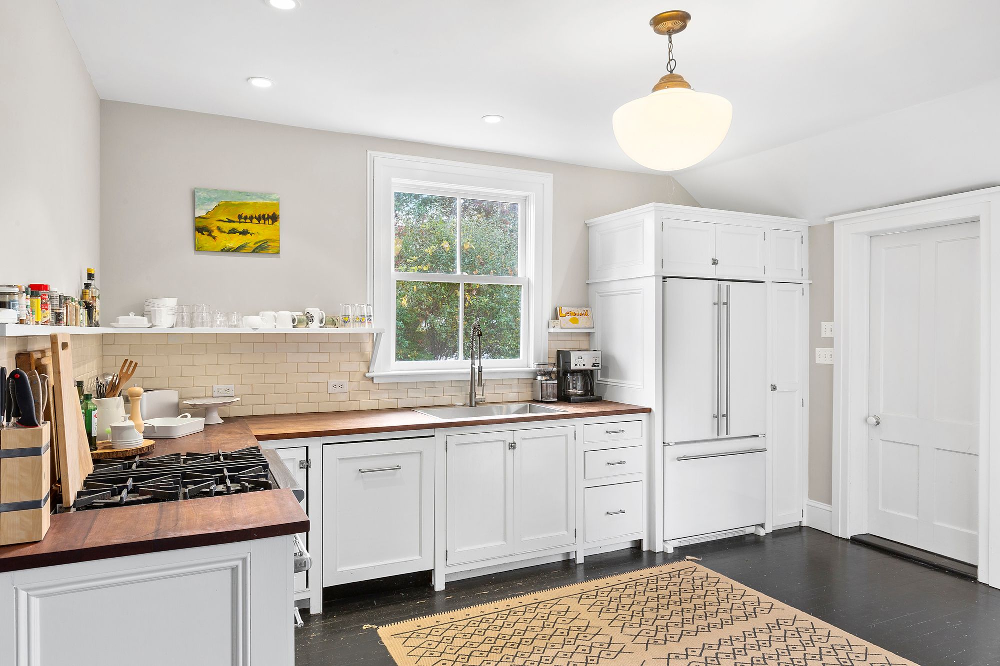 41 Woodlawn Ave in East Moriches Out East