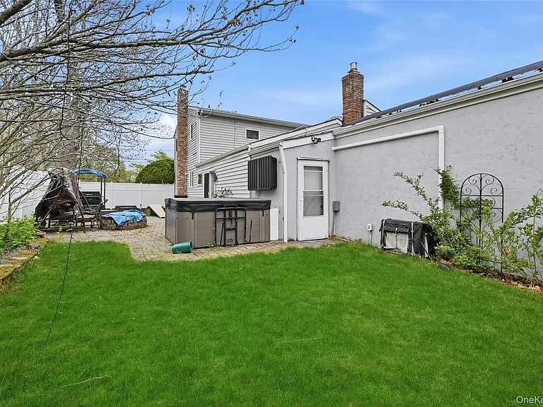 38 Ormond Ave — Photo 22