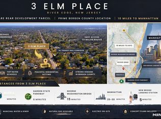3 Elm Pl, River Edge, NJ 07649