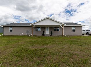 5476 Mathew Ave, Williston, ND 58801