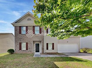 4303 Violet Way Ct, Loganville, GA 30052