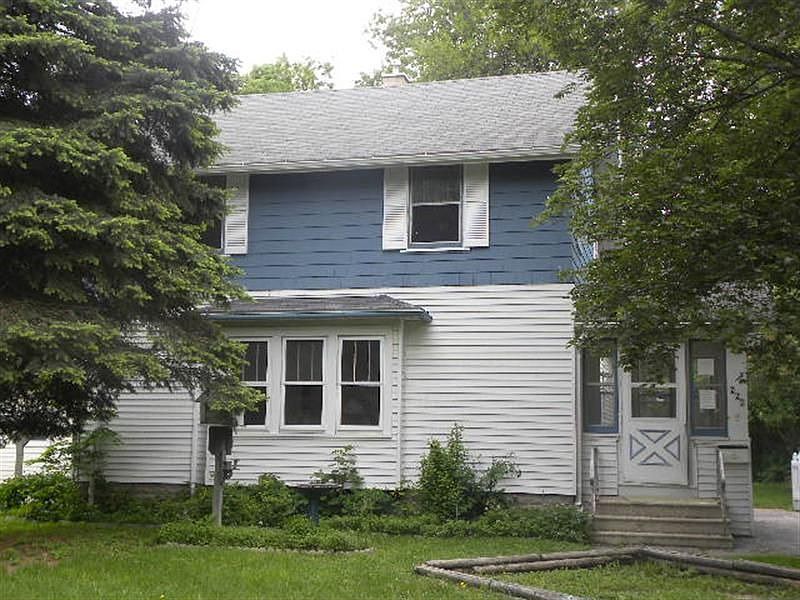 1st image of 222 Fountain Ave