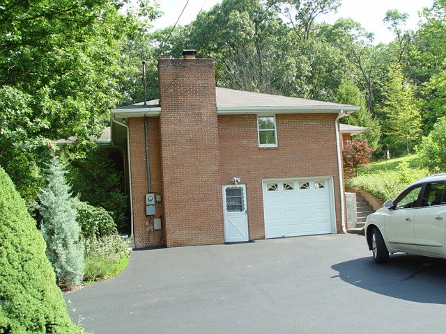 2nd image of 12514 Petes Dr SE