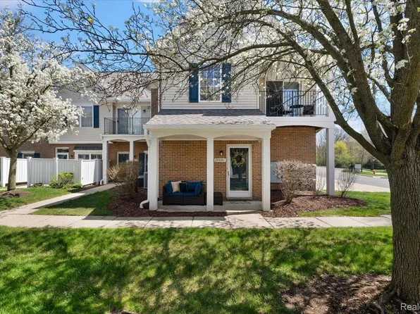 2880 Cottonwood Dr Unit C, Waterford, MI 48328