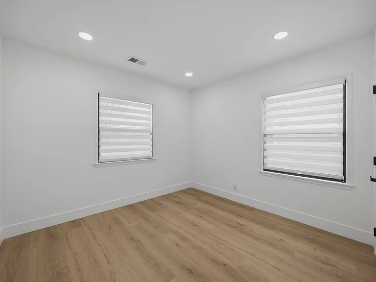4463 Palo Verde Ave — Photo 11