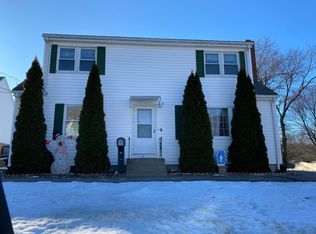 17 Ledgemore St #2, Fitchburg, MA 01420